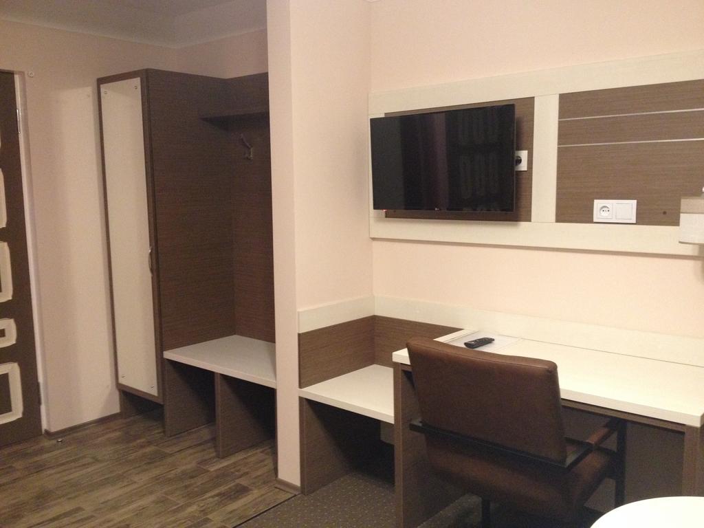 Motelis Bu-Bu Plavinas Ngoại thất bức ảnh
